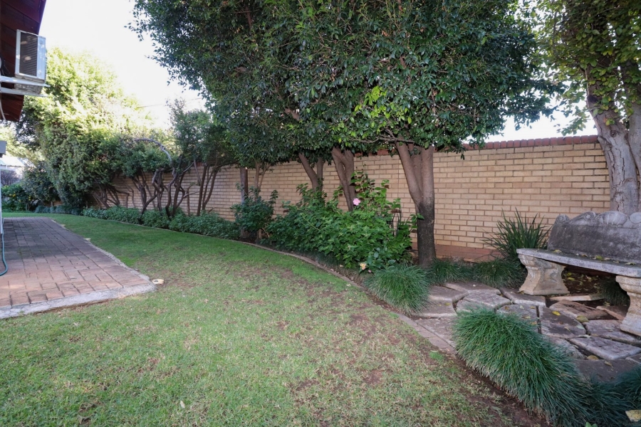 3 Bedroom Property for Sale in Flamwood North West